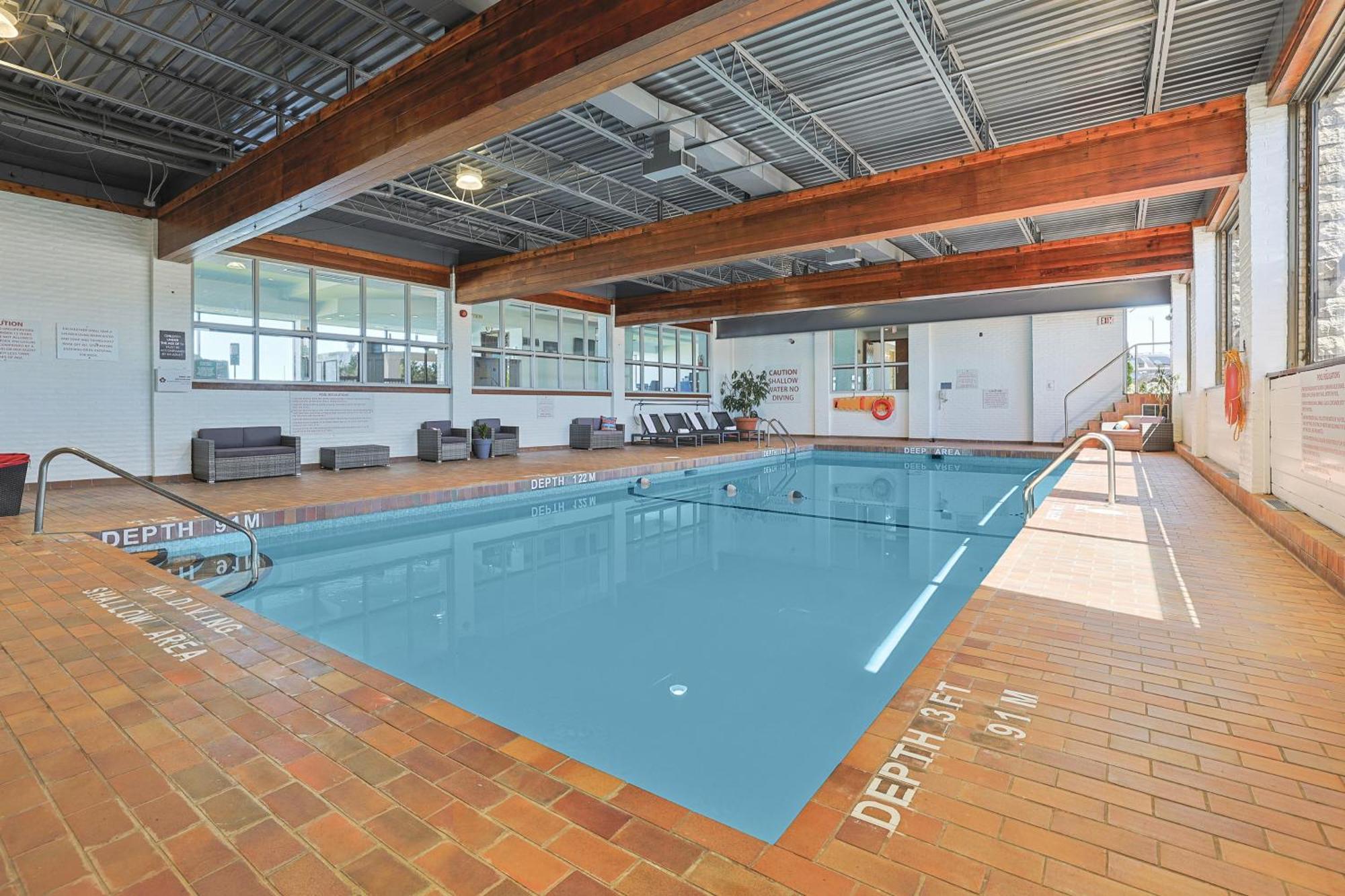 The Jordan Hotel Ramada By Wyndham Eksteriør bilde
